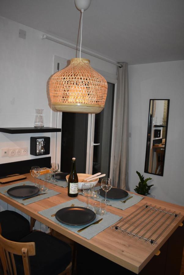 Le Duclos, Appartement Rez-De-Jardin Dinan Centre Zewnętrze zdjęcie