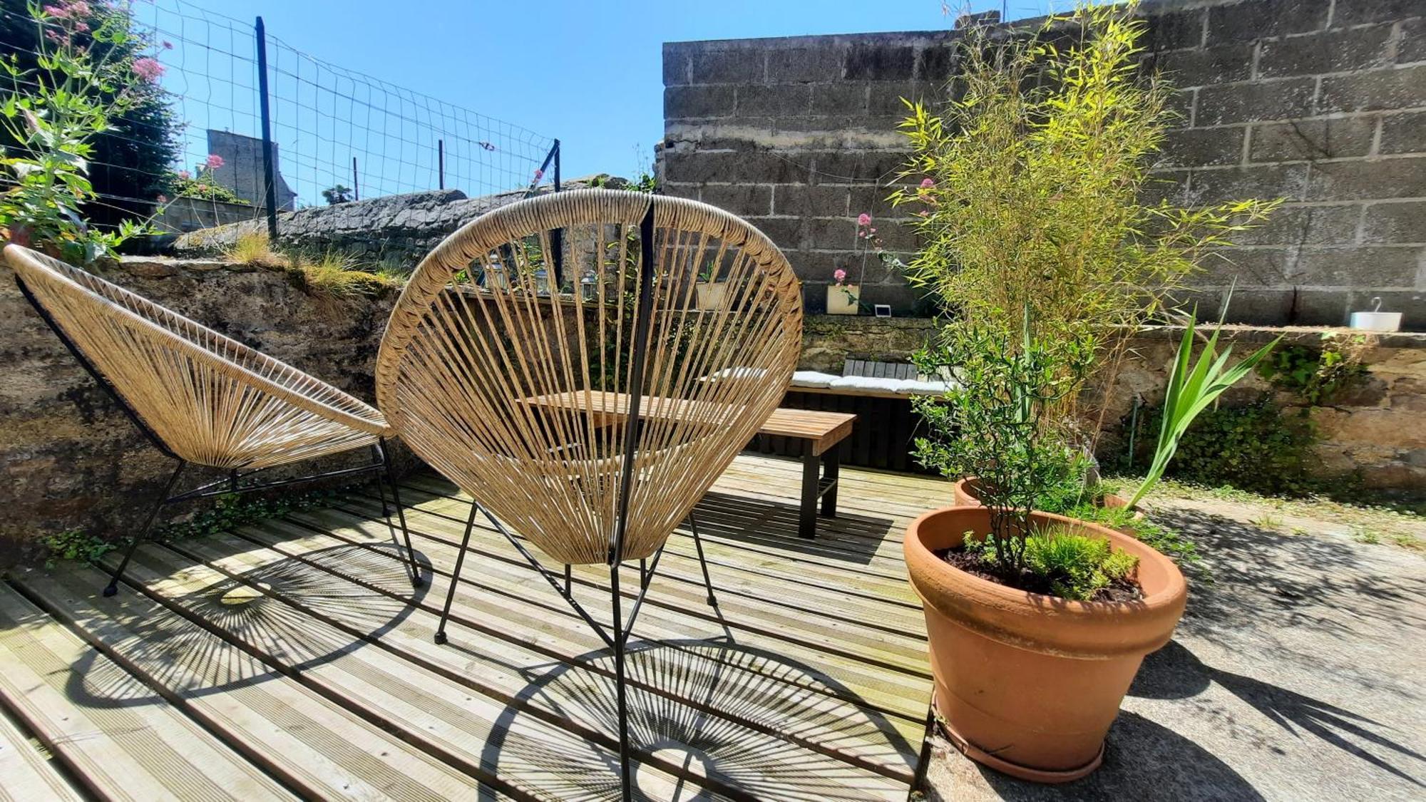 Le Duclos, Appartement Rez-De-Jardin Dinan Centre Zewnętrze zdjęcie